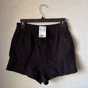 H&M black linen shorts